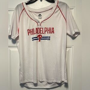 Philadelphia Phillies majestic women’s xl shirt-NWOT